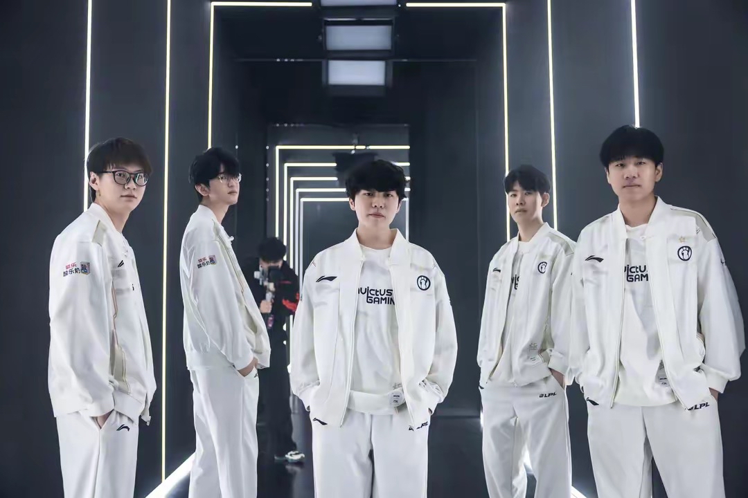 不仅如此 不仅如此