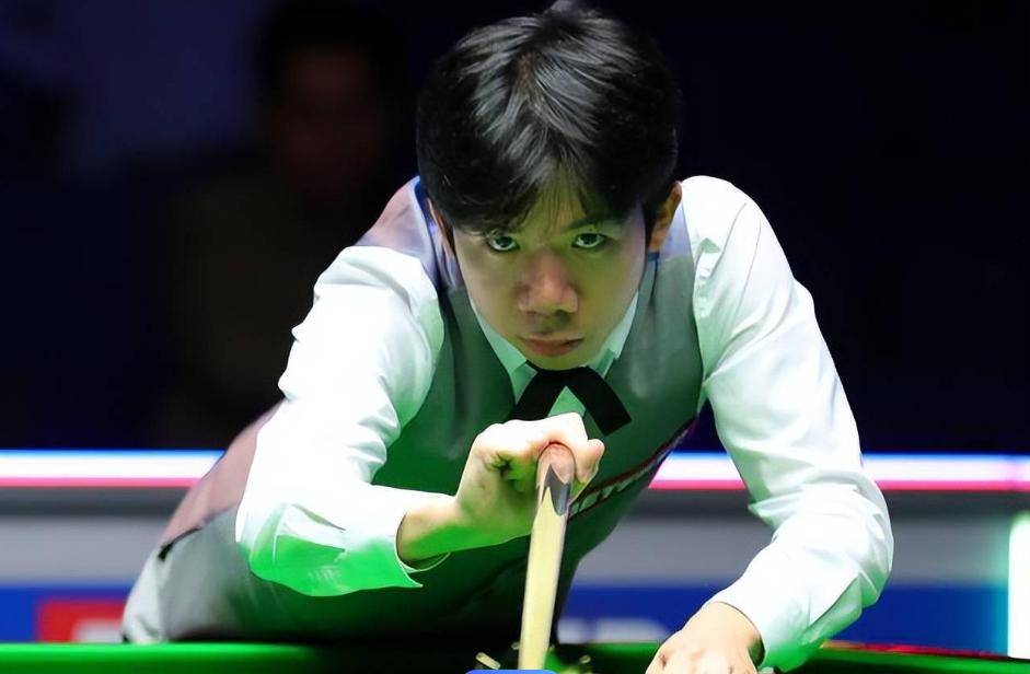 而且在地面 而且在地面